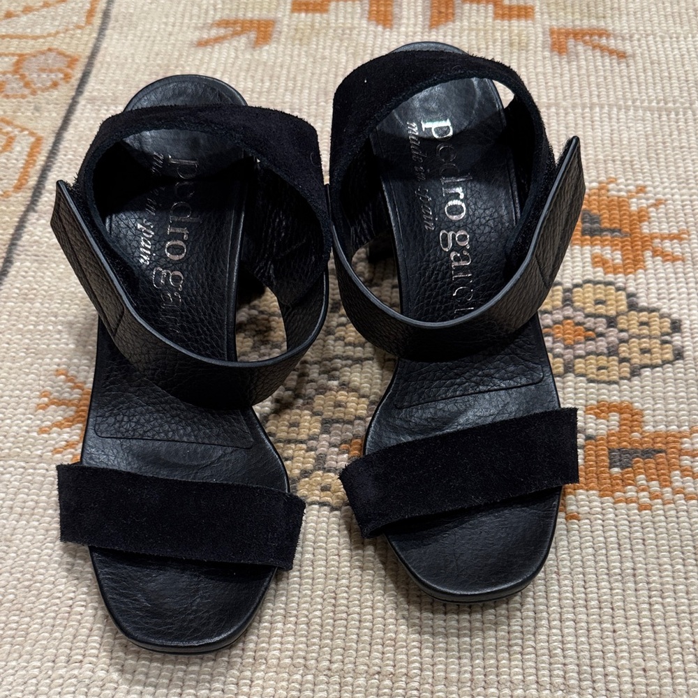 Elegant Black Pedro Garcia Women's hills